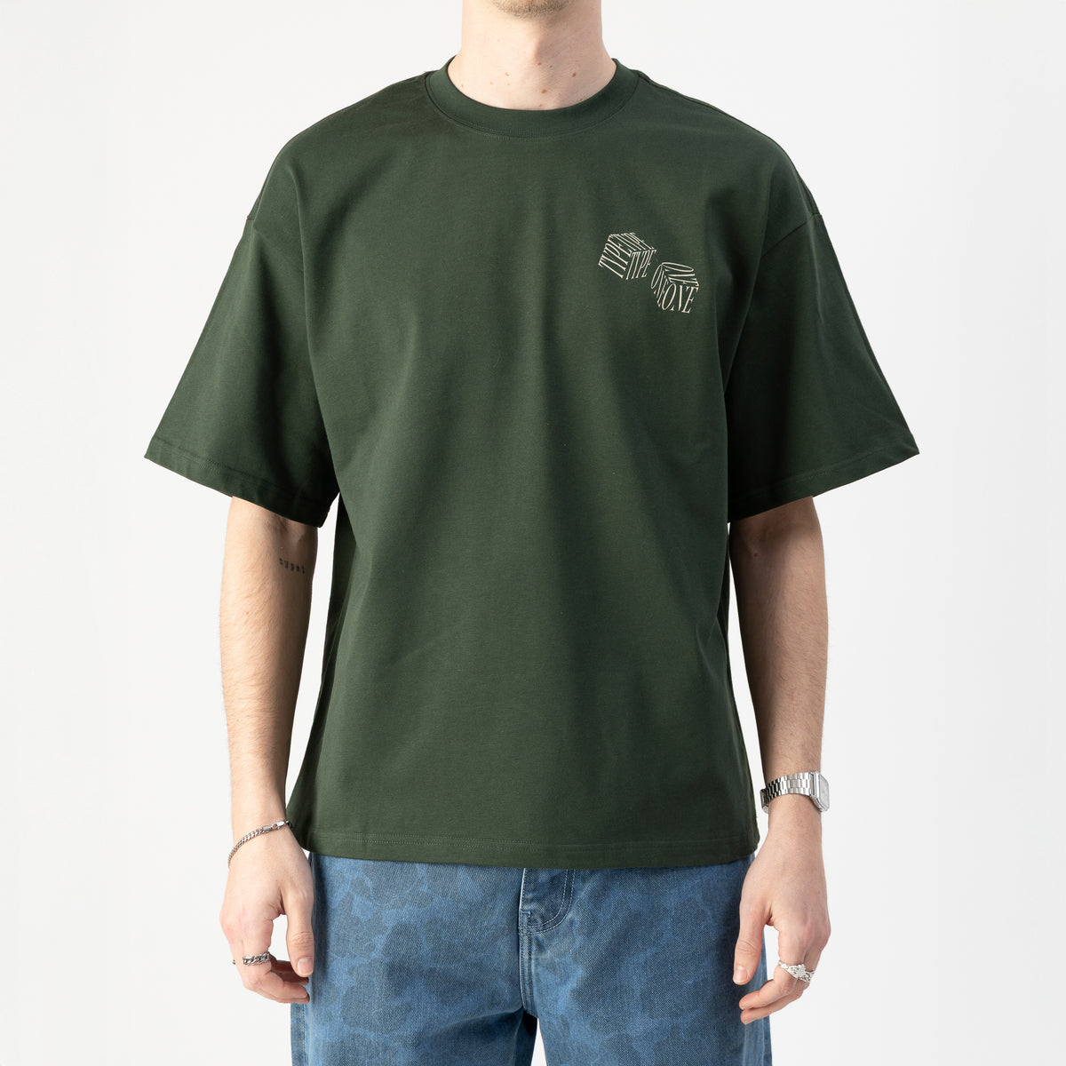 Dice Tee Green – On model front | Type One dice graphic tee