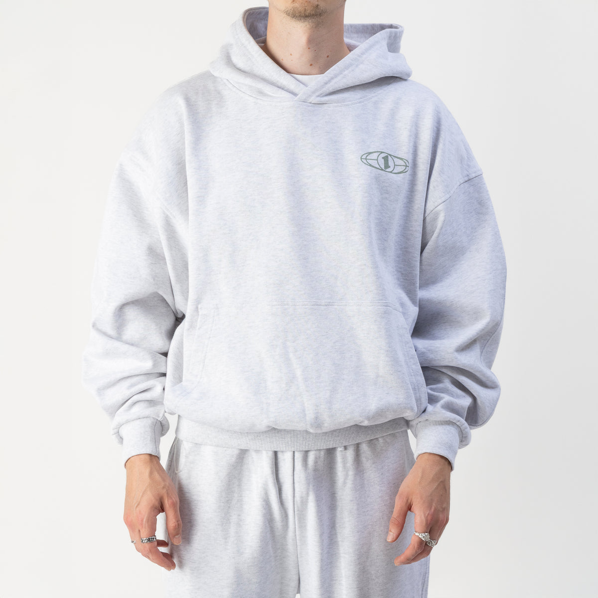 ESTD.2026 Balloon Hoodie Light Grey