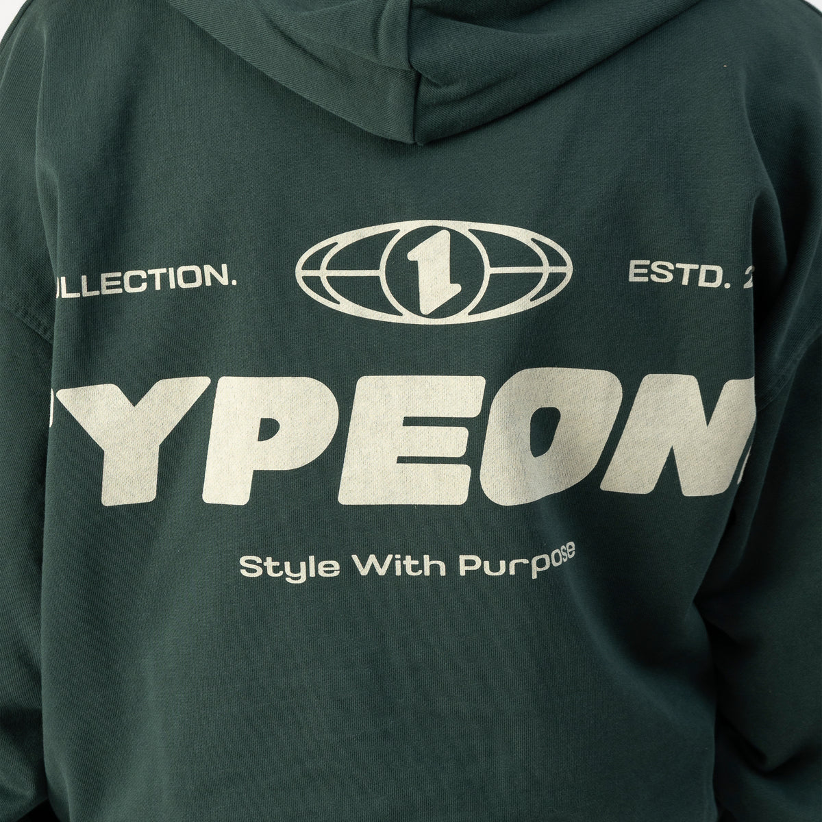 ESTD.2026 Balloon Zip Hoodie Green – Detail close-up | Kangaroo pocket drop shoulders